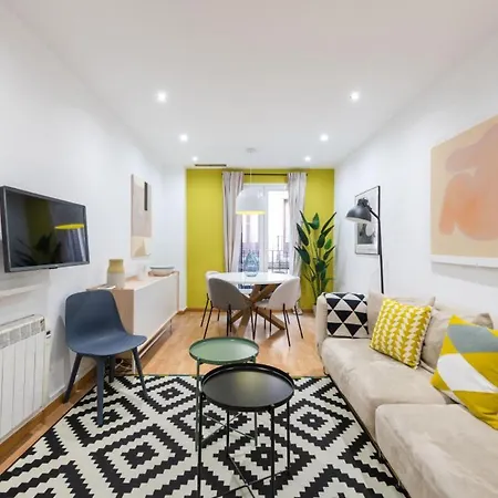 2 Bedrooms 2 Bathrooms Furnished - Malasana Madrid Exterior photo