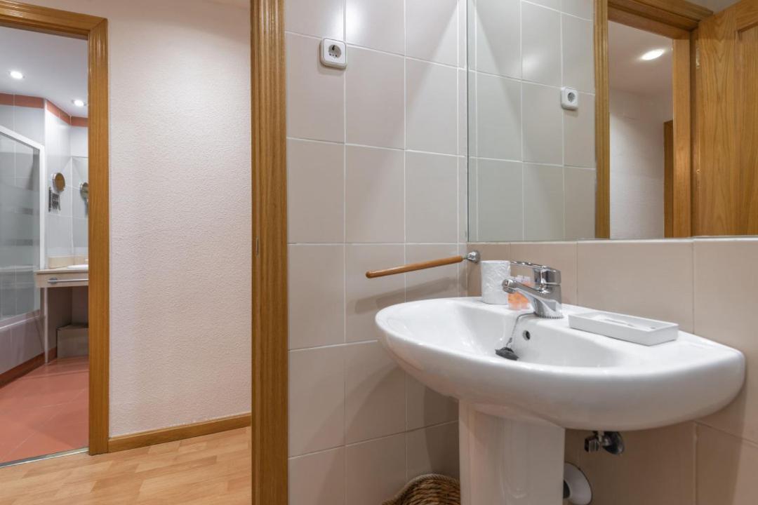 2 Bedrooms 2 Bathrooms Furnished - Malasana Appartement *